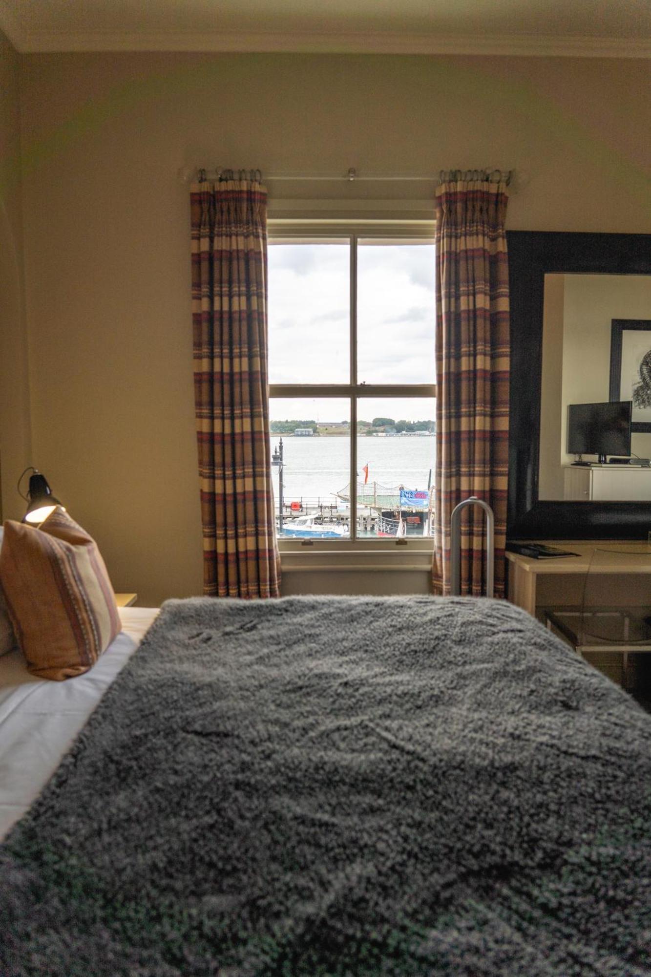 The Pier Hotel Harwich Exterior foto